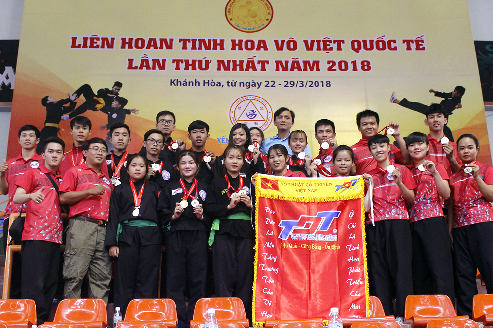 Sinh viên trang web sòng bạc trực tuyến
 tại Liên hoan Tinh hoa võ Việt quốc tế Lần thứ nhất (2018)